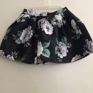 Forever 21 floral print mini-skirt